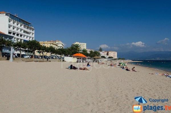 Appartement 50M2 Pied Dans L'Eau อฌักซิโอ้ ภายนอก รูปภาพ