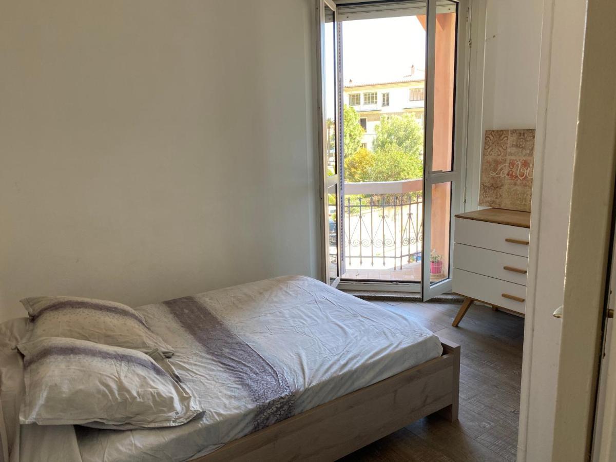 Appartement 50M2 Pied Dans L'Eau อฌักซิโอ้ ภายนอก รูปภาพ